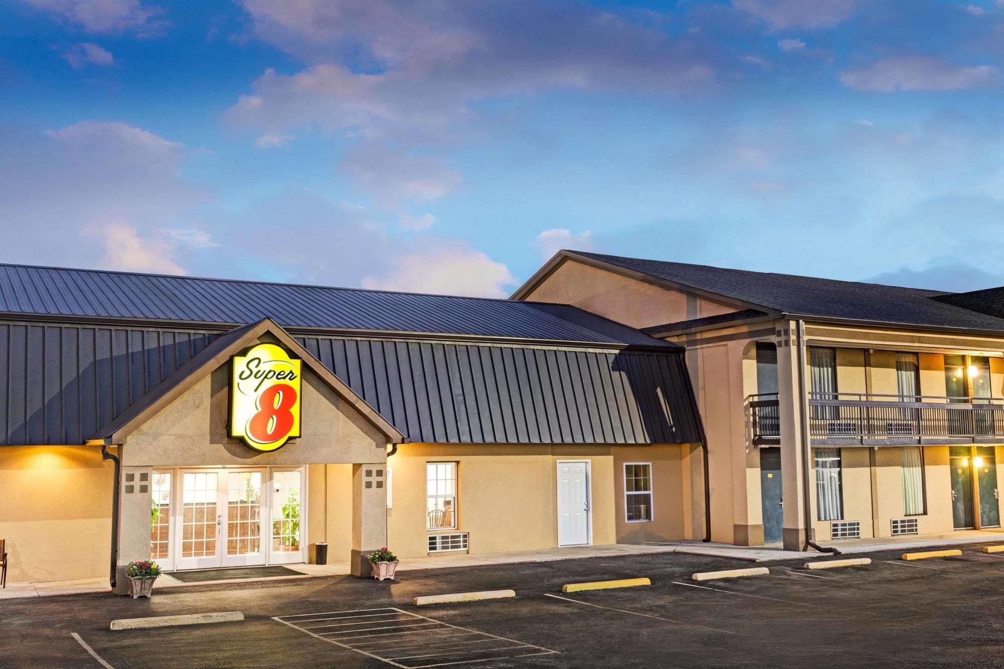 Super Inn & Suites Carrollton,West Georgia Bagian luar foto